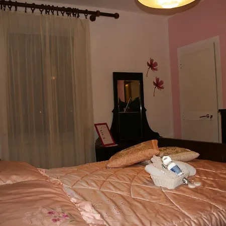 A Casa Di Maria Oda ve Kahvaltı